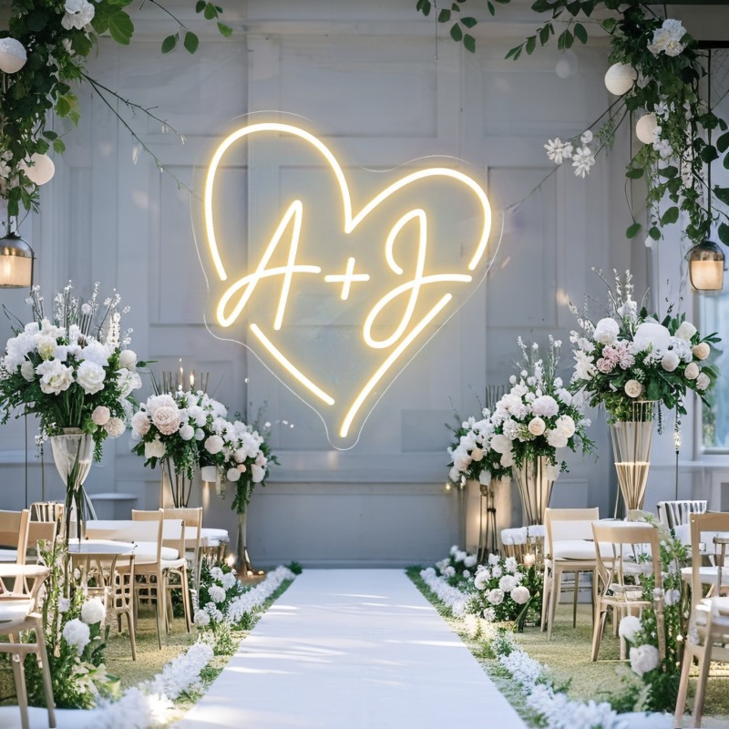 مخصص الأحرف الأولى القلب LED ا - مراجعة Eve Party وسعره